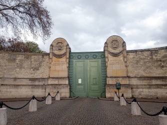 Père Lachaise Cemetery Paris landmarks